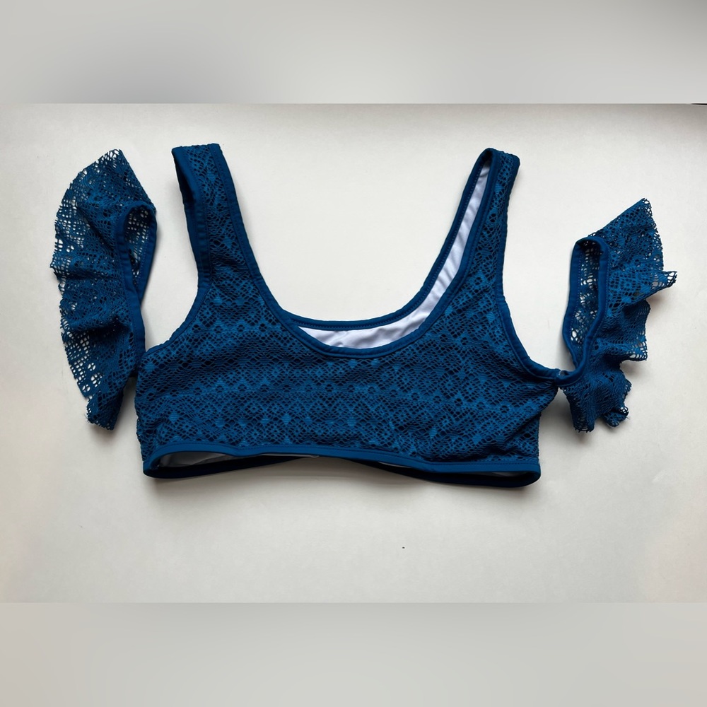 Venus Swim Top NWOT - Picture 2 of 3